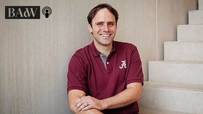 Portrait von Matthias Althammer im Poloshirt